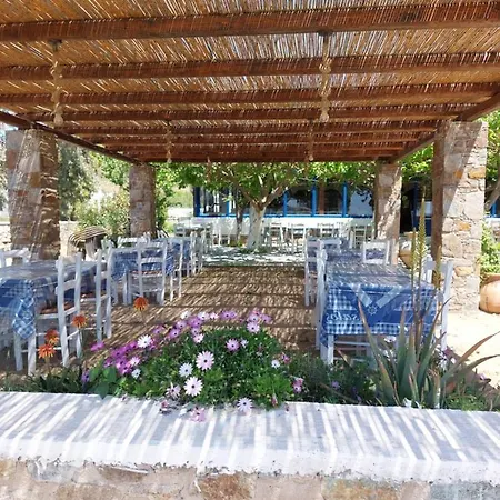 Isalos On The 3* Livadi (Serifos)