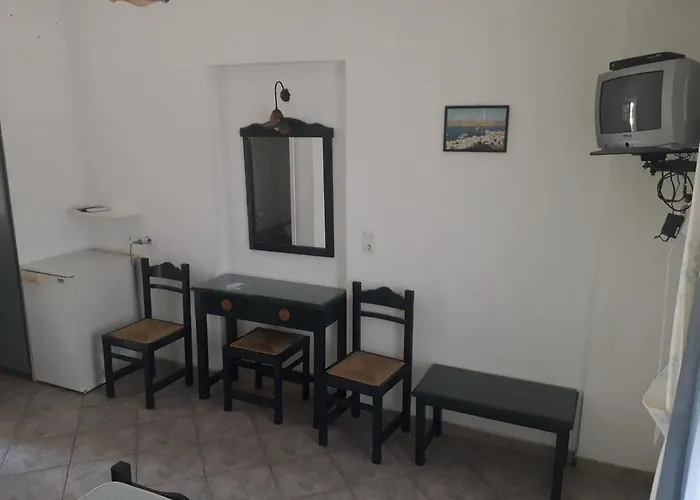 Isalos On The 3* Livadi (Serifos)