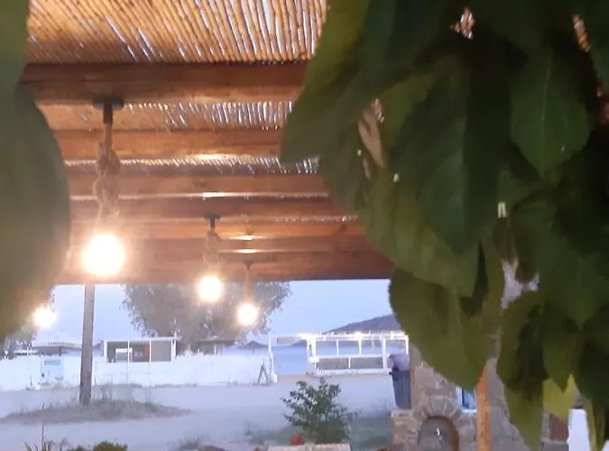 Isalos On The Hotell Livadi (Serifos)