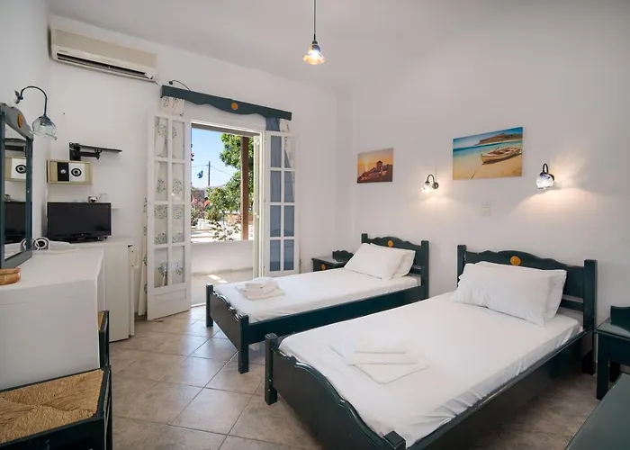 Isalos On The 3* Livadi (Serifos)