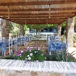 Isalos On The 3* Livadi (Serifos)