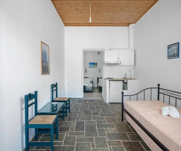 Hotel Isalos On The 3*